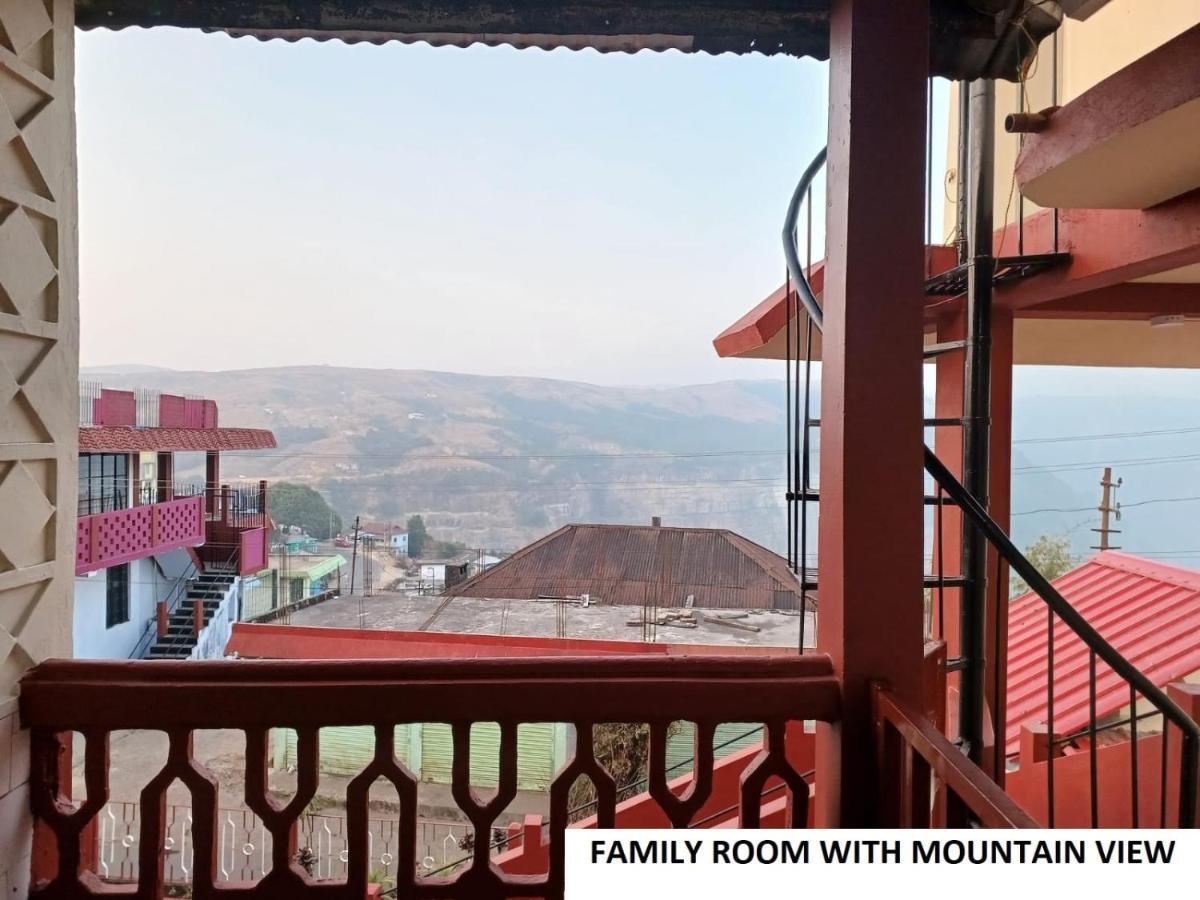 Odyssey'S Pateng Homestay, Черапунджи Екстериор снимка