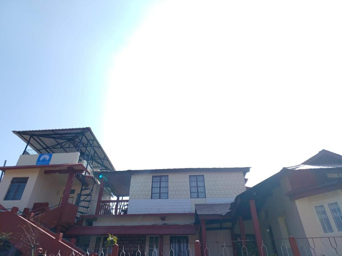 Odyssey'S Pateng Homestay, Черапунджи Екстериор снимка