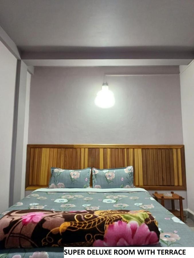 Odyssey'S Pateng Homestay, Черапунджи Екстериор снимка