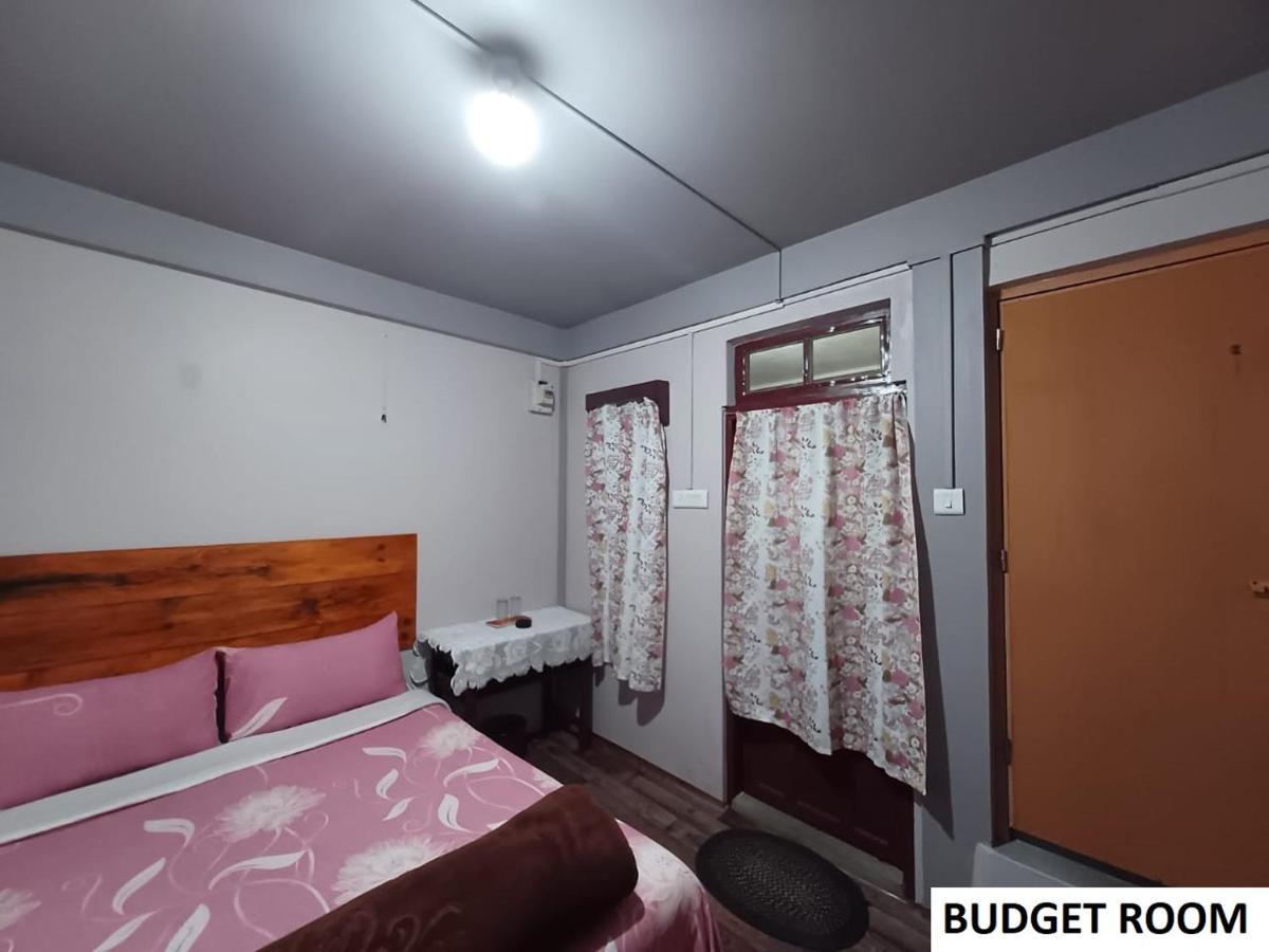 Odyssey'S Pateng Homestay, Черапунджи Екстериор снимка